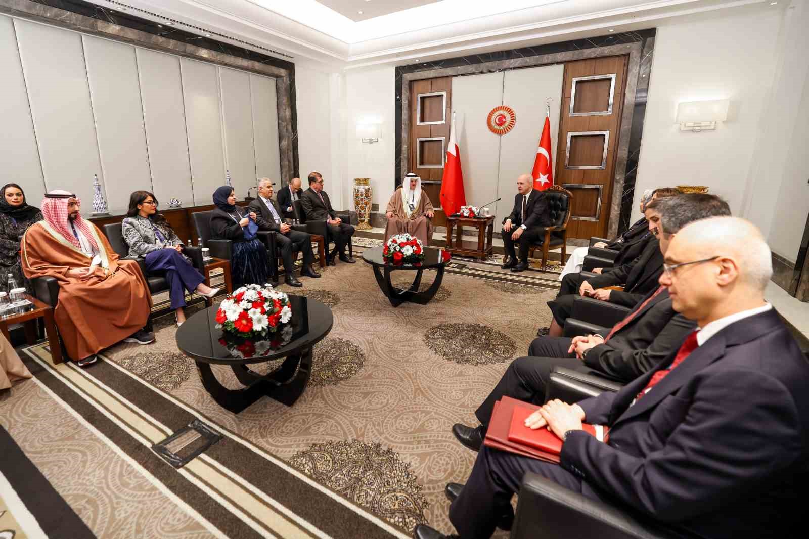 TBMM Başkanı Kurtulmuş, Bahreyn Temsilciler Meclisi Başkanı Al Musalam ile görüştü
