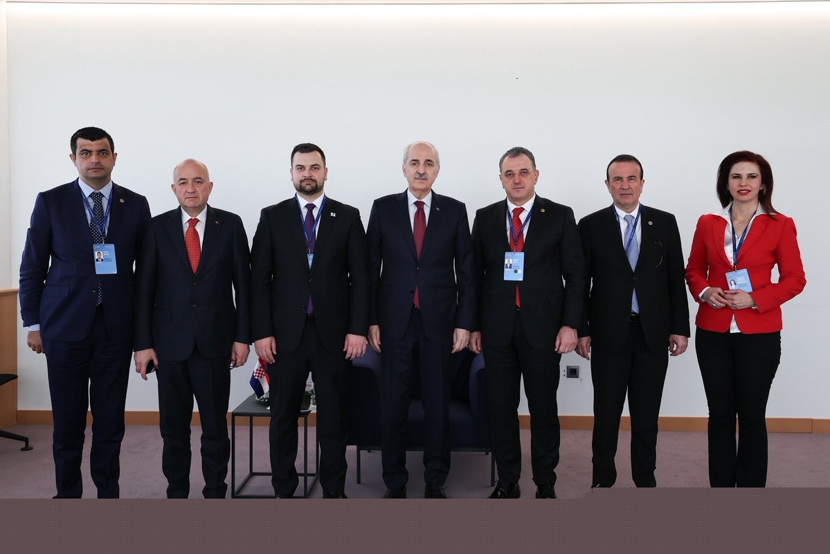 TBMM Başkanı Kurtulmuş, Boşnak Ulusal Azınlık Konseyi Başkanı Hodzic’i kabul etti
