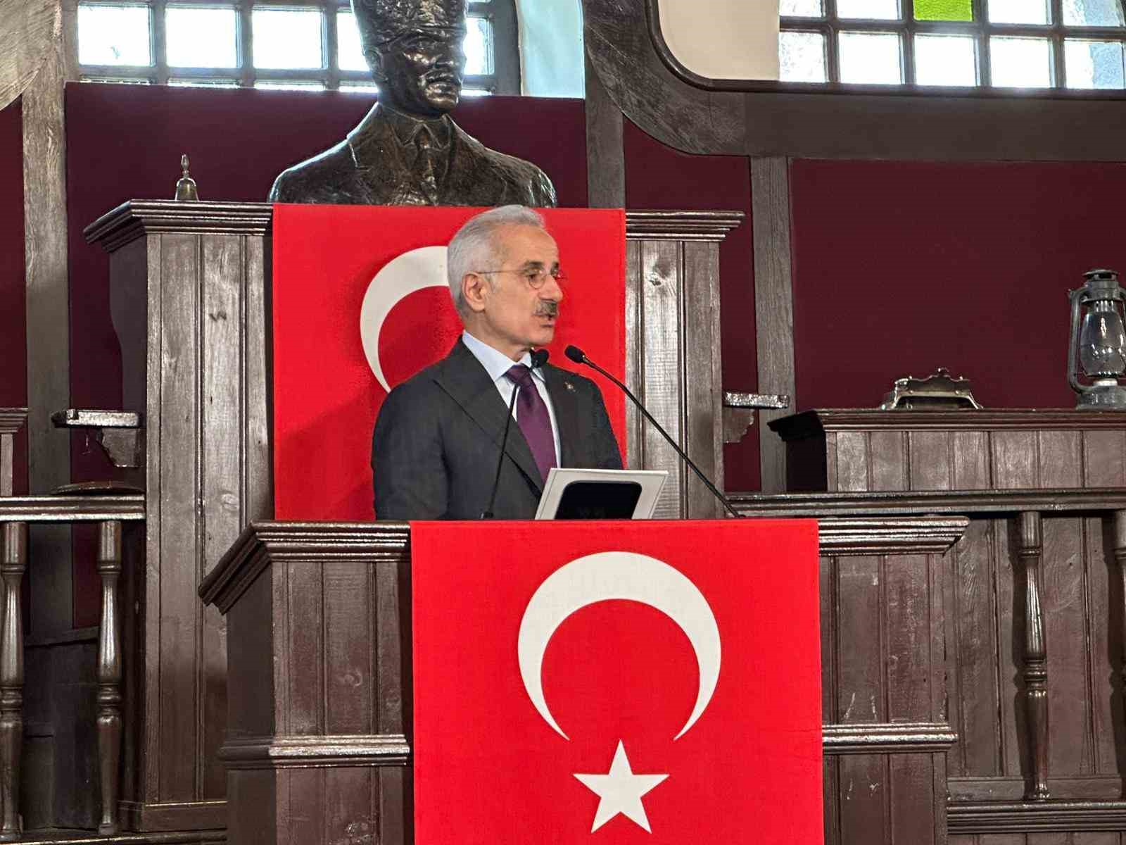 TBMM Başkanı Kurtulmuş: "Gerçekten bu istiklal madalyasının Trabzon’umuza da fevkalade yakıştığını bir kere daha ifade etmek istiyorum"
