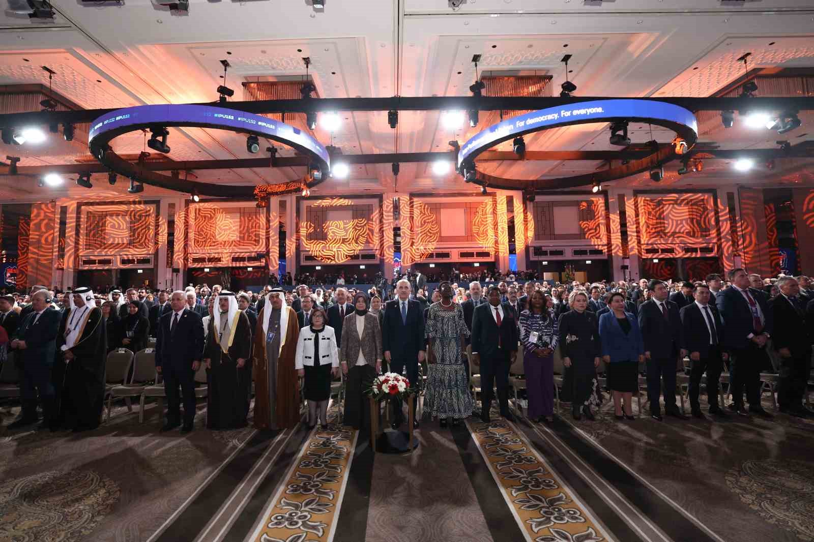 TBMM Başkanı Kurtulmuş: "İsrail’in Birleşmiş Milletler üyeliği mutlaka askıya alınmalı"
TBMM Başkanı Kurtulmuş: "İsrail’in Birleşmiş Milletler üyeliği mutlaka askıya alınmalı"