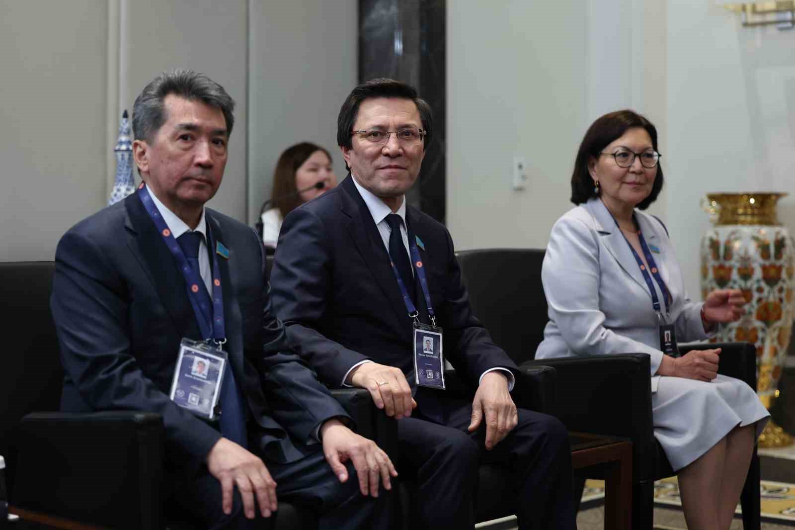 TBMM Başkanı Kurtulmuş, Kazakistan Parlamentosu Meclis Başkanı Koşanov ile görüştü
