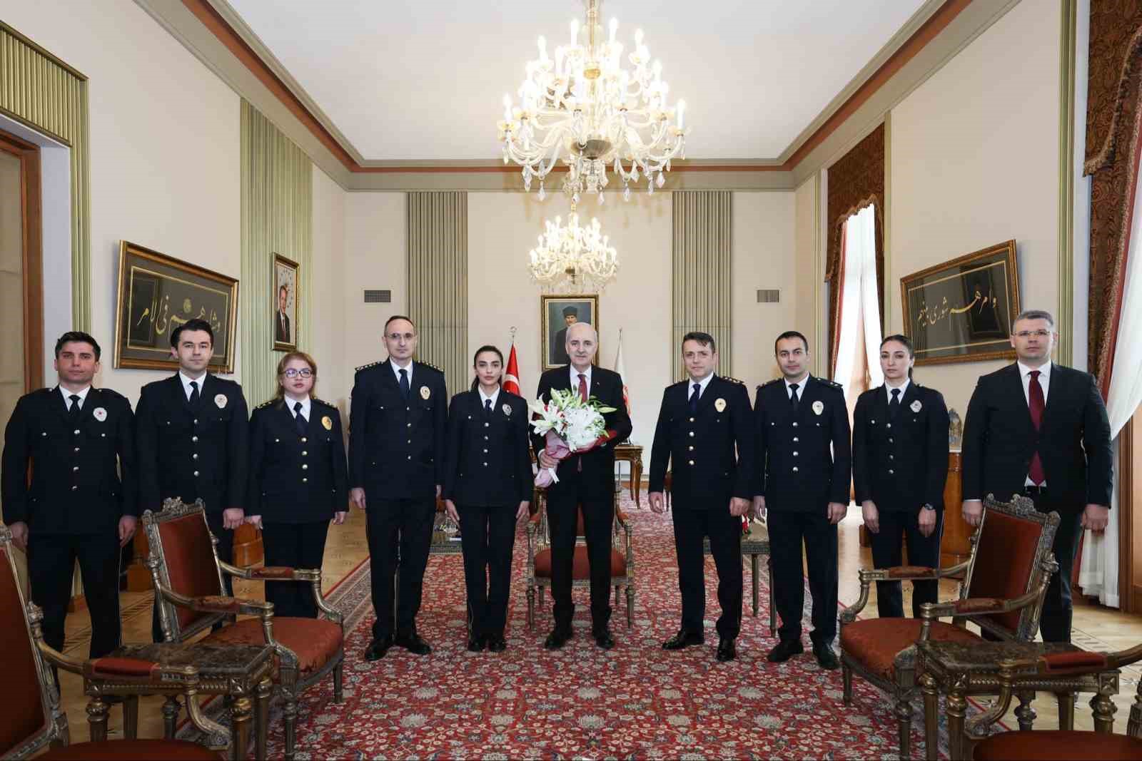 TBMM Başkanı Kurtulmuş, TBMM Koruma Daire Başkanı Çelik ve emniyet mensuplarını kabul etti
