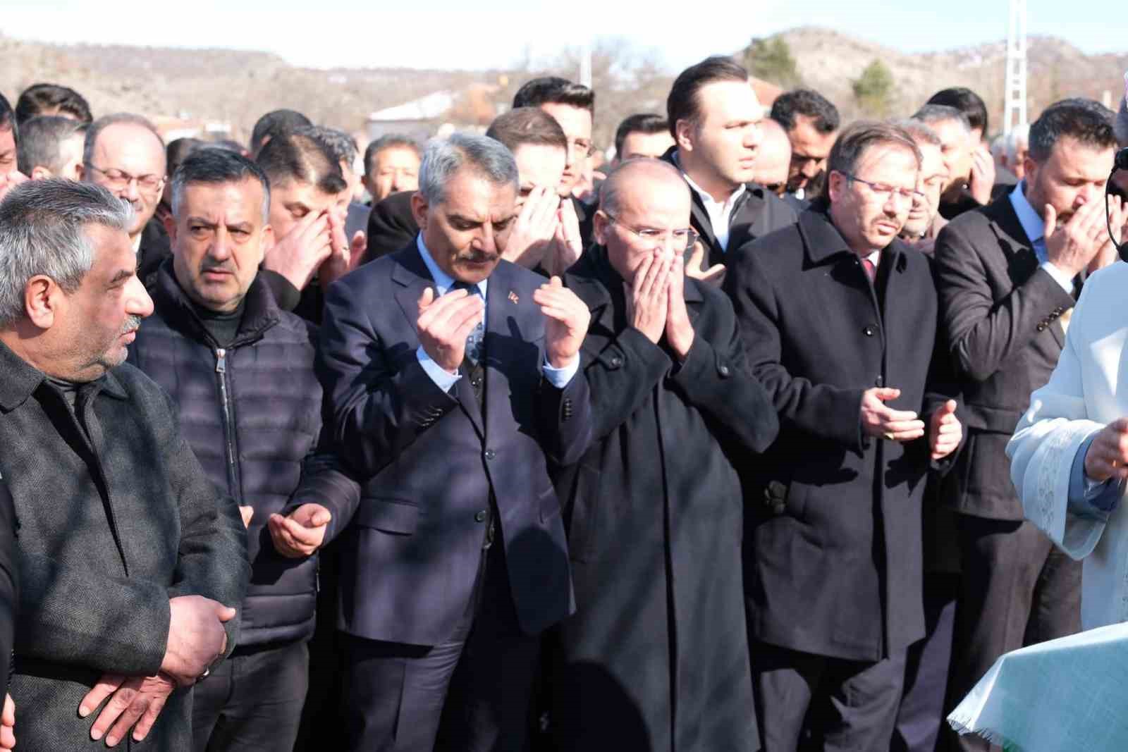 TBMM Başkanvekili Bekir Bozdağ’ın acı günü
