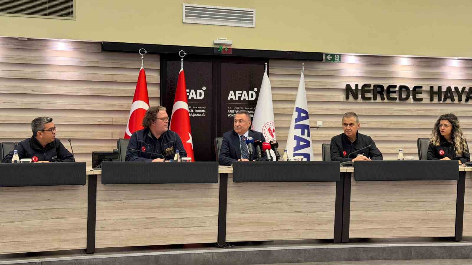 TBMM Dışişleri Komisyonu Başkanı Oktay: "650 bin personeli sahaya sürmek hiçbir ülkenin yapabileceği bir olay değil"
