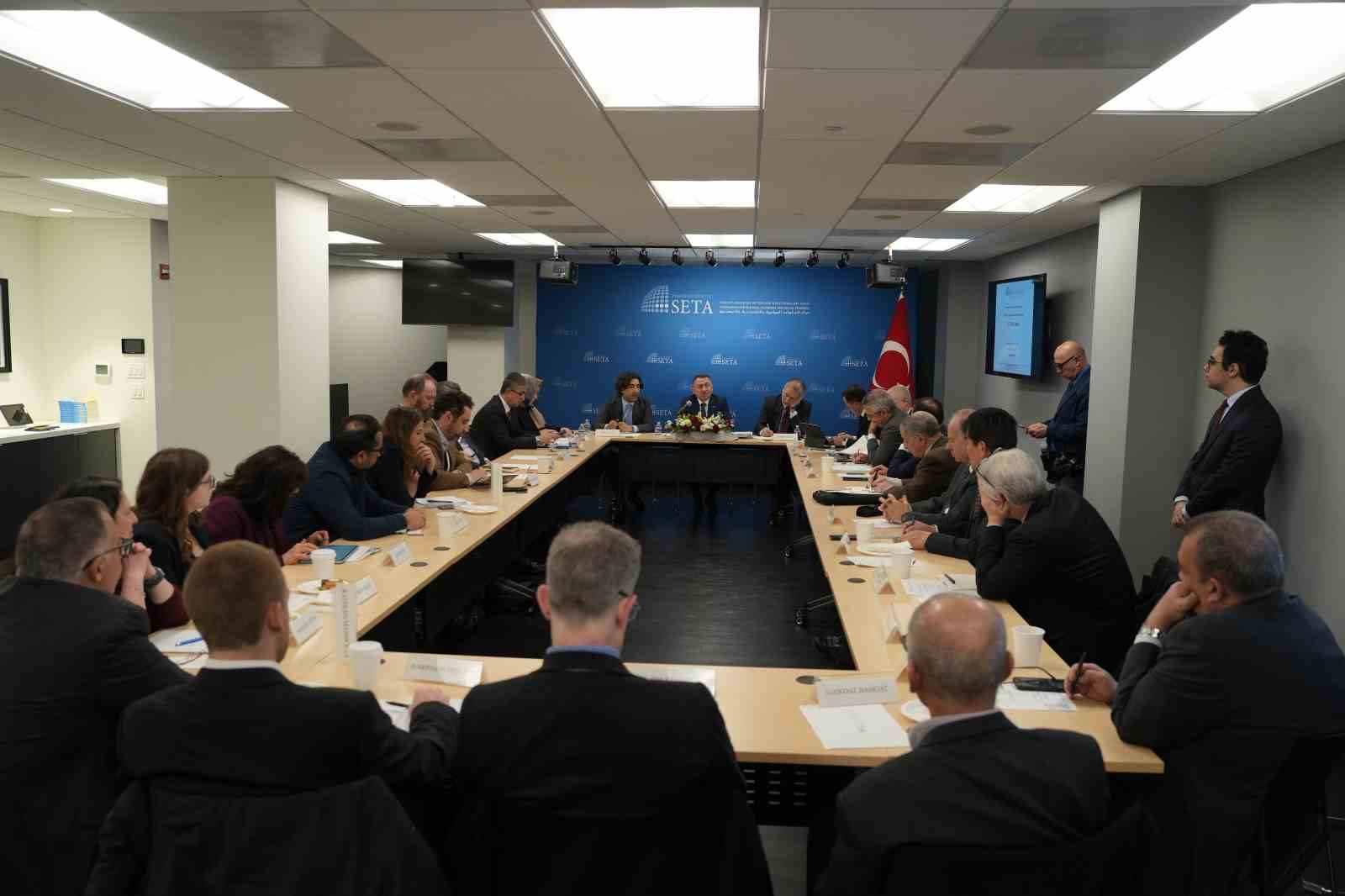 TBMM Dışişleri Komisyonu Başkanı Oktay, ABD’de düşünce kuruluşları uzmanlarıyla bir araya geldi
