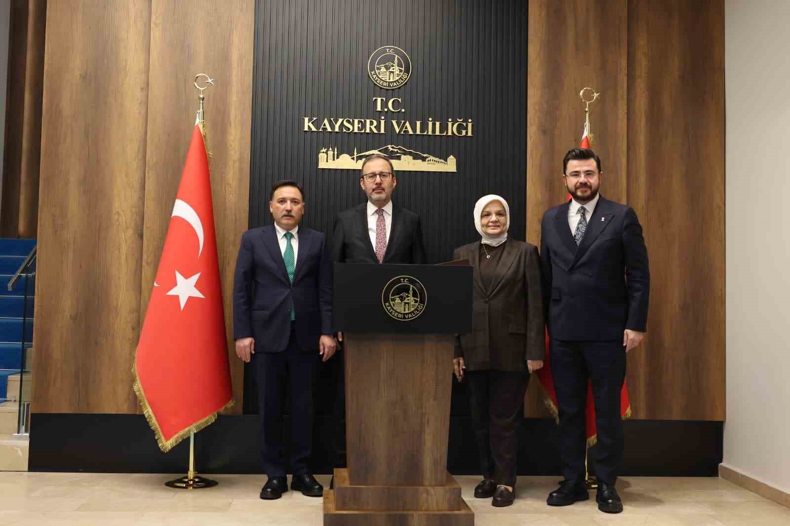 TBMM Engelli Bireylerin Sorunlarını Araştırma Komisyonu’ndan Vali Çiçek’e ziyaret
TBMM Engelli Bireylerin Sorunlarını Araştırma Komisyonu’ndan Vali Çiçek’e ziyaret