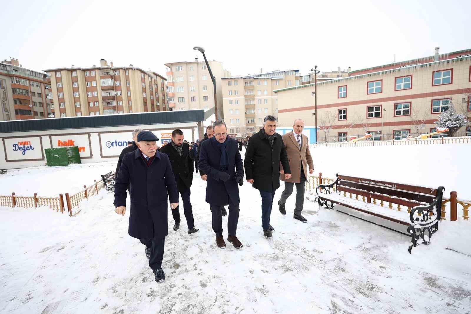 TBMM Komisyonu Doğu Anadolu için sahada
TBMM Komisyonu Doğu Anadolu için sahada