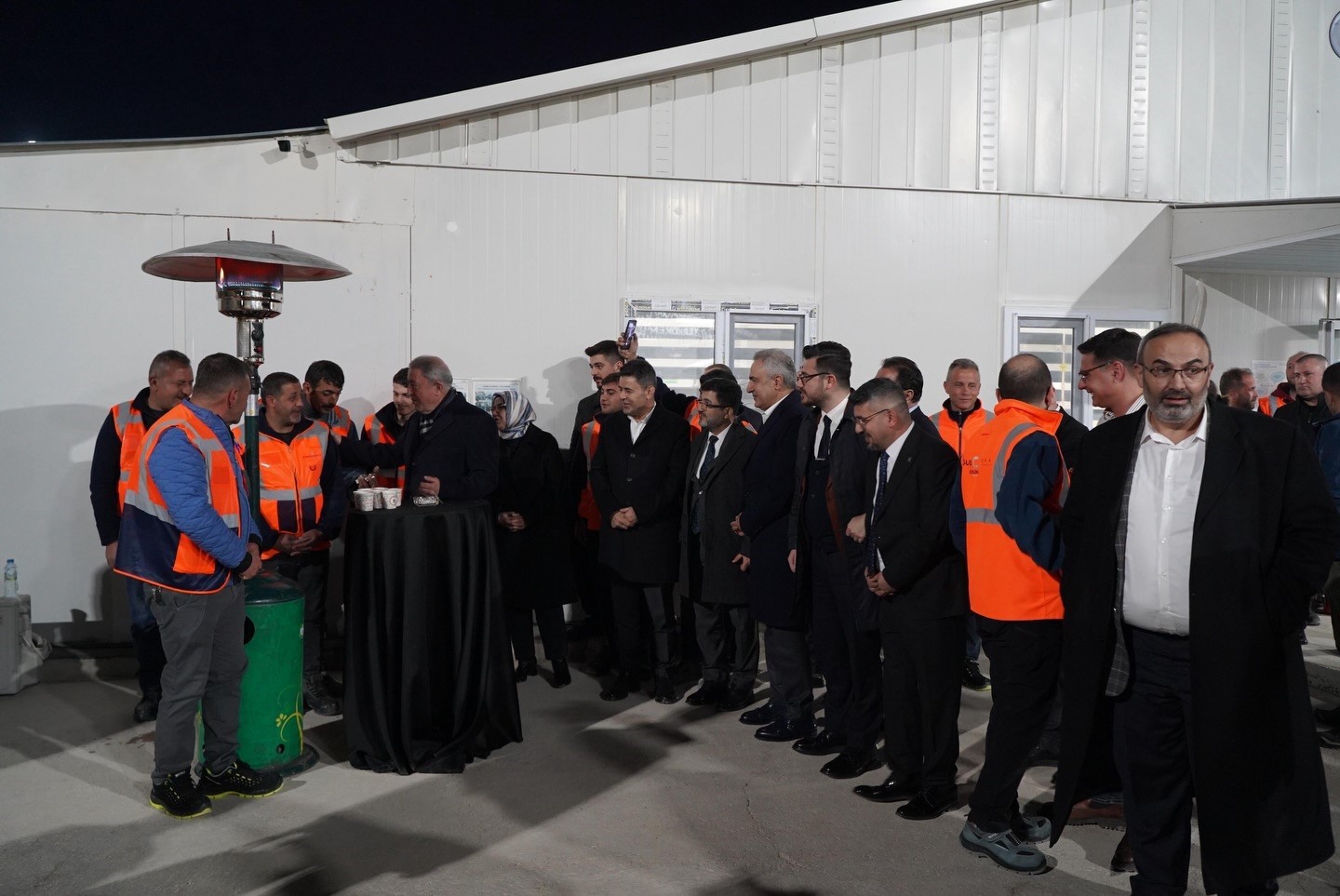 TBMM Milli Savunma Komisyonu Başkanı Akar: "Türkiye’de çok ciddi bir kalkınma hareketi var"
TBMM Milli Savunma Komisyonu Başkanı Akar: "Türkiye’de çok ciddi bir kalkınma hareketi var"