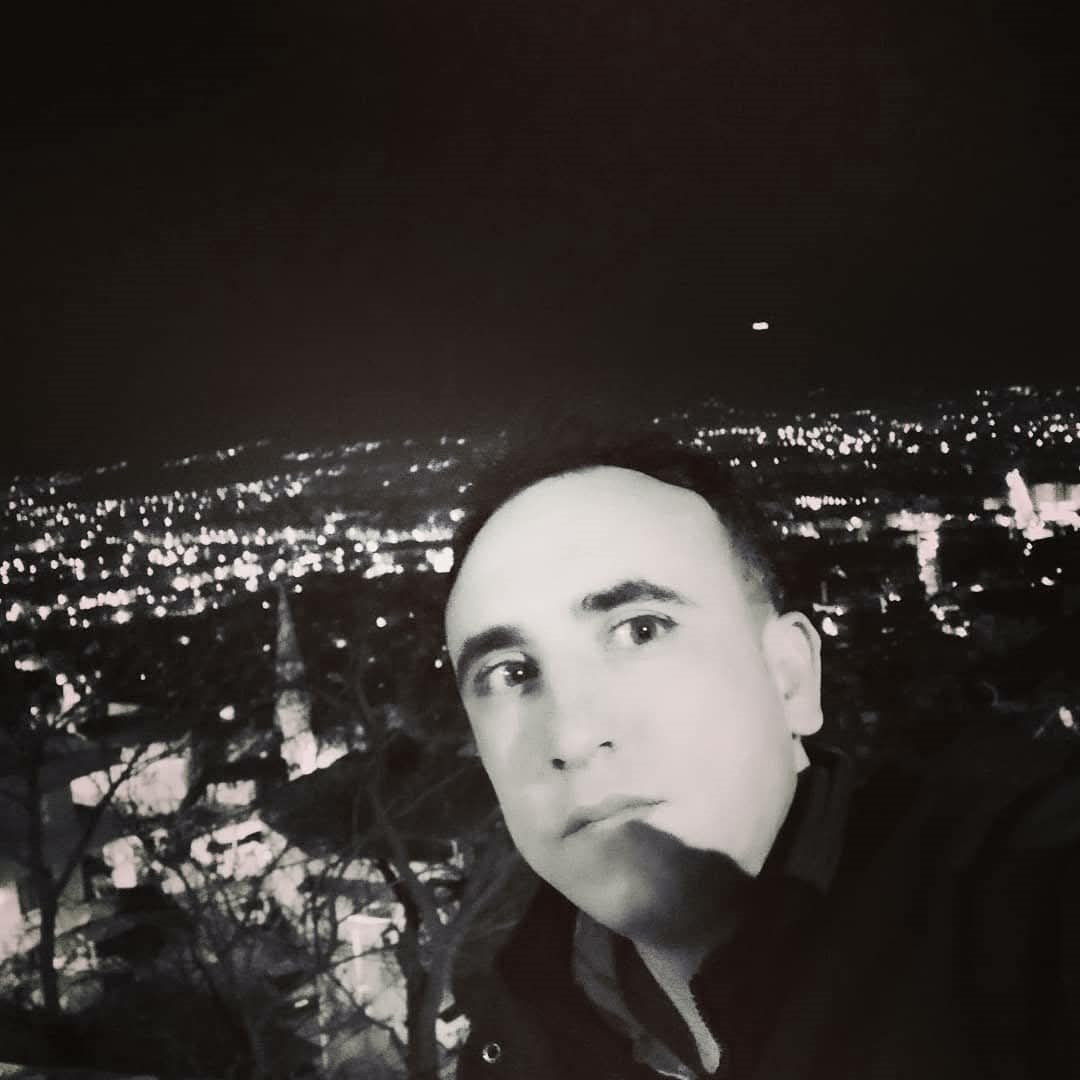 Tedavi gördüğü hastanenin depremde yıkılmasıyla vefat eden kocasının ardından 3 evladıyla hayata tutundu
