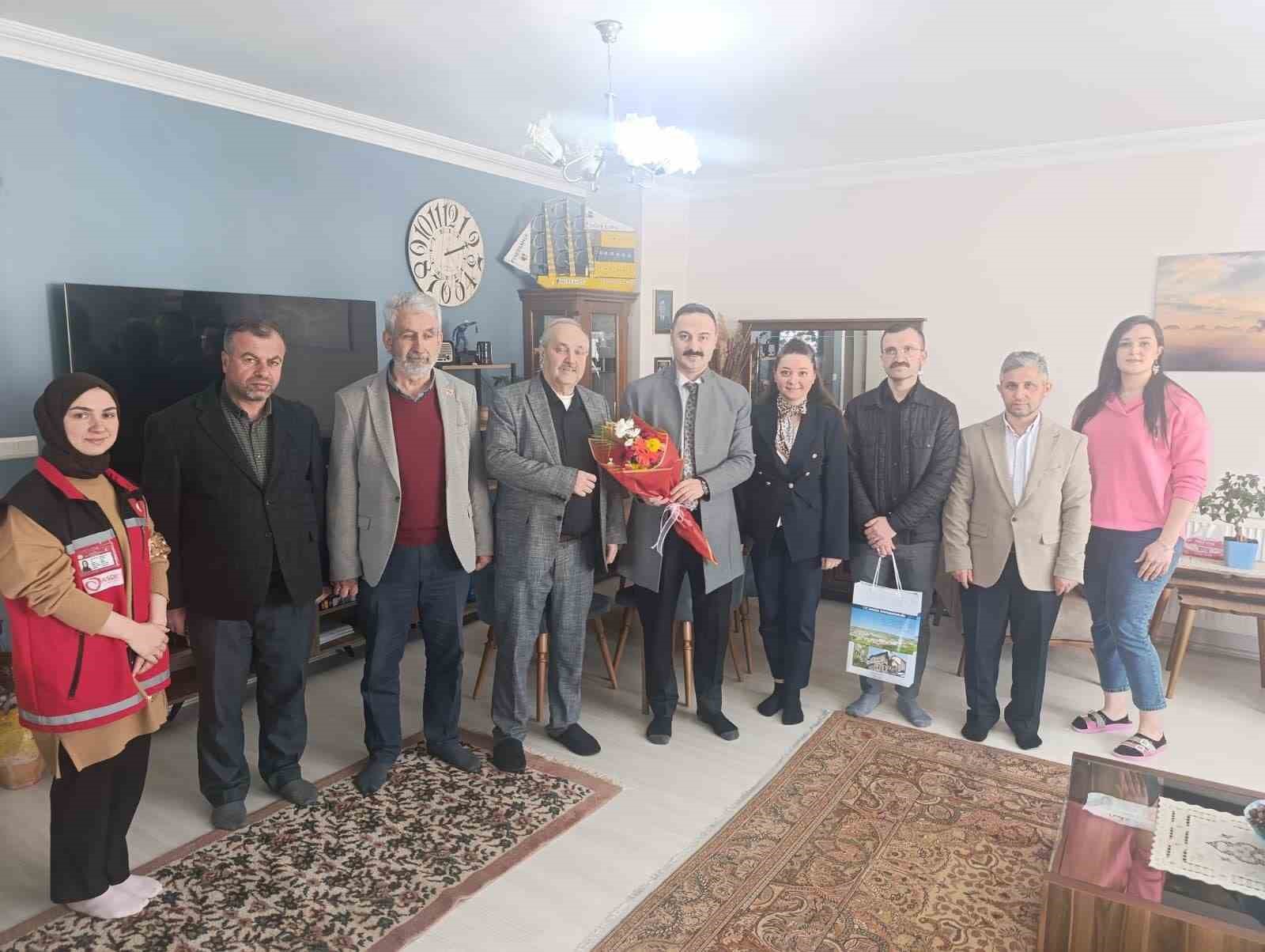 "Tek başına değil, çok başına bayram" ile büyükler unutulmadı
