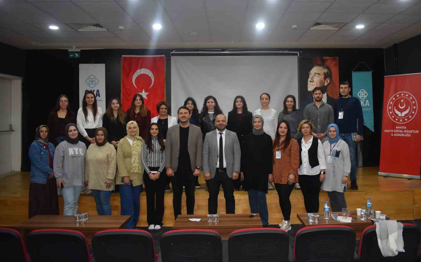 Tek ebeveynli ailelere güçlü destek: Kapsayıcı Eğitim Projesi tamamlandı
