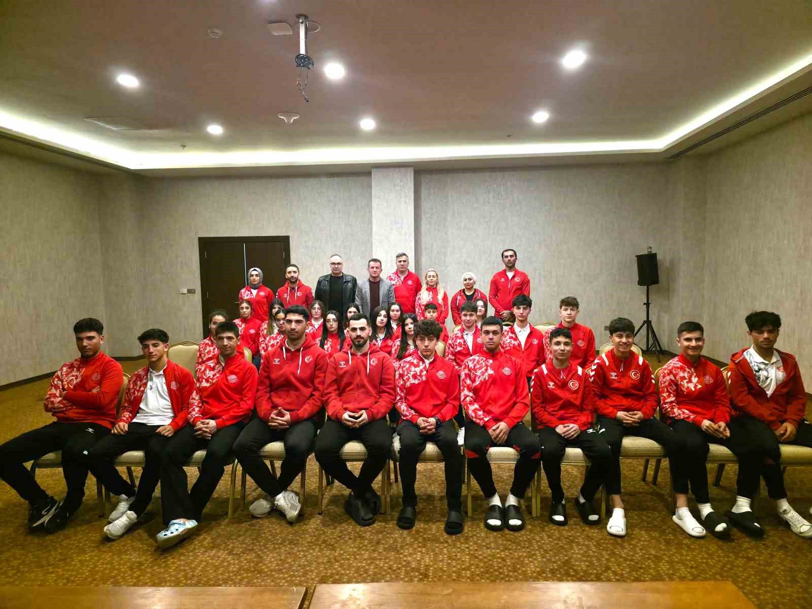 Tekerlekli Paten Milli Takım Kampı, Karaman’da başladı
