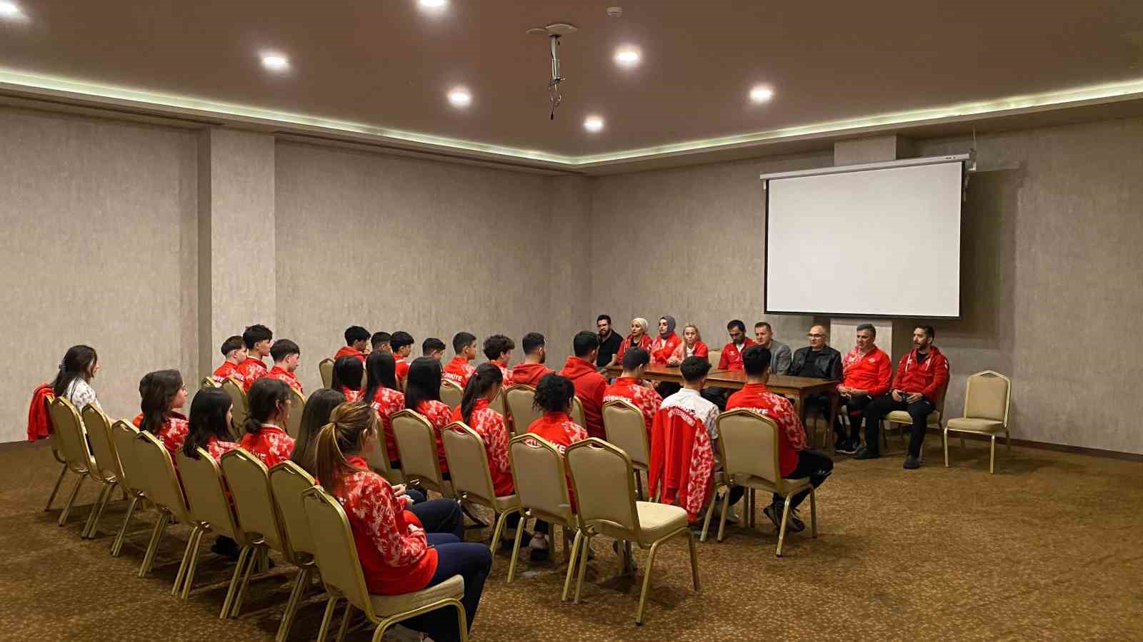 Tekerlekli Paten Milli Takım Kampı, Karaman’da başladı
