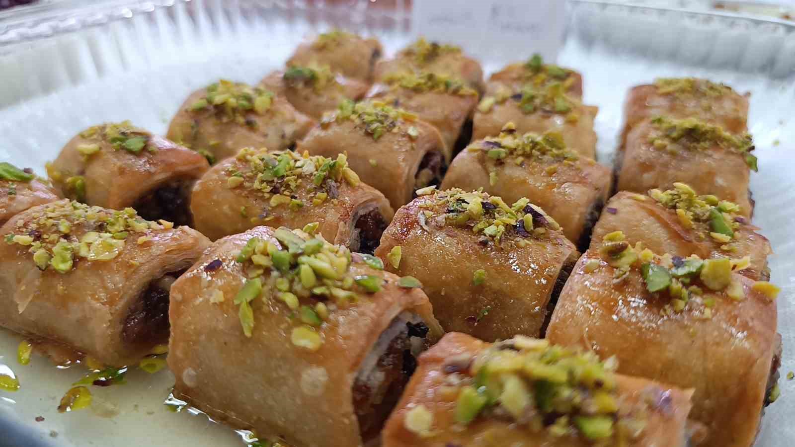 Tekirdağ’da 32 çeşit yöresel tatlı yarıştı: Tekirdağ’ın coğrafi işaretli Hayrabolu tatlısı 1. oldu
