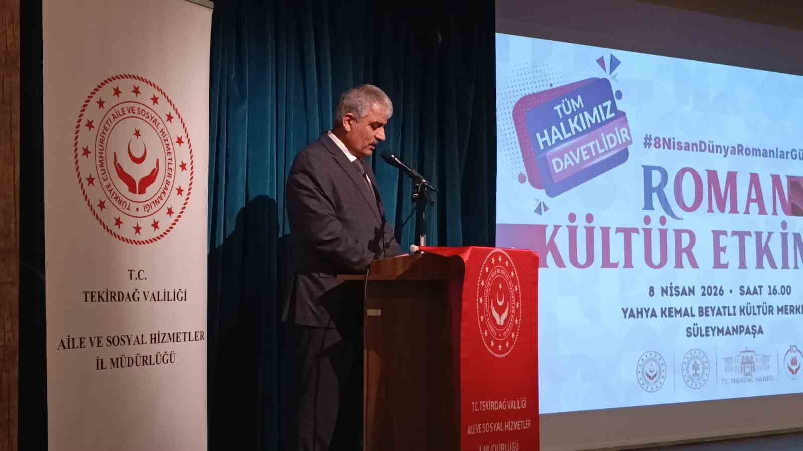 Tekirdağ’da "8 Nisan Dünya Romanlar Günü" etkinliği
Tekirdağ’da "8 Nisan Dünya Romanlar Günü" etkinliği