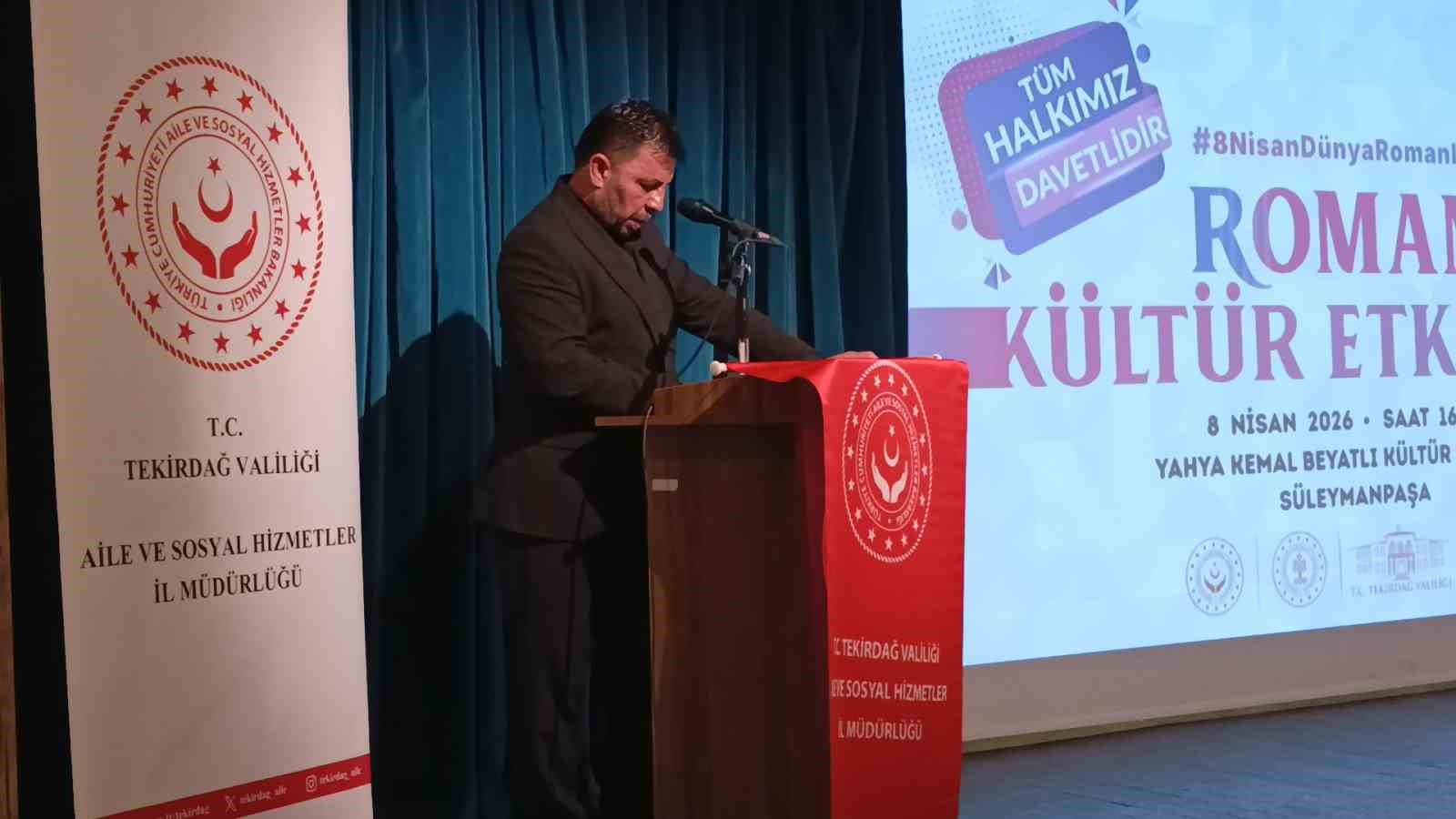 Tekirdağ’da "8 Nisan Dünya Romanlar Günü" etkinliği
Tekirdağ’da "8 Nisan Dünya Romanlar Günü" etkinliği