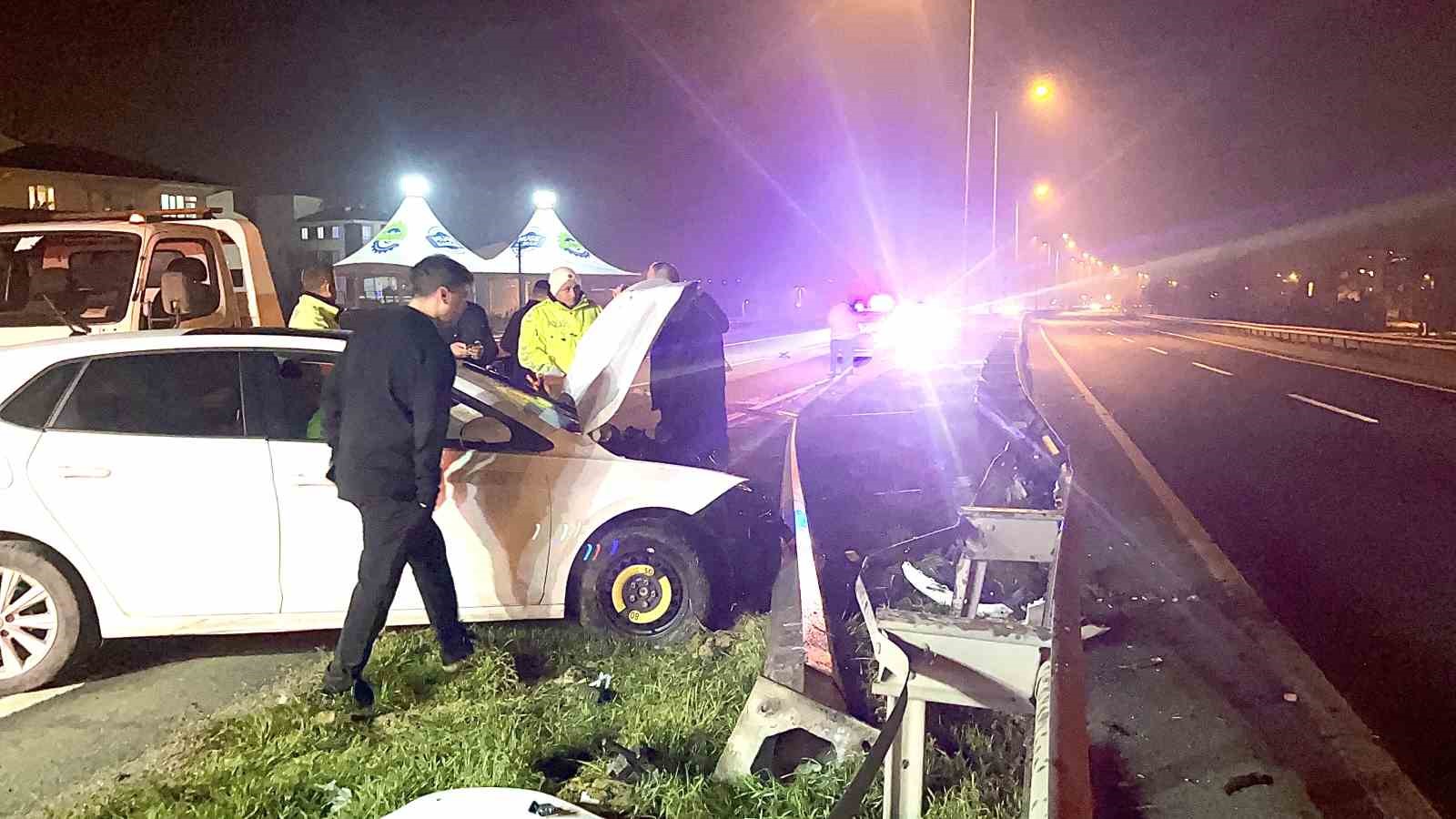 Tekirdağ’da alkollü sürücü aydınlatma direğine çarptı
