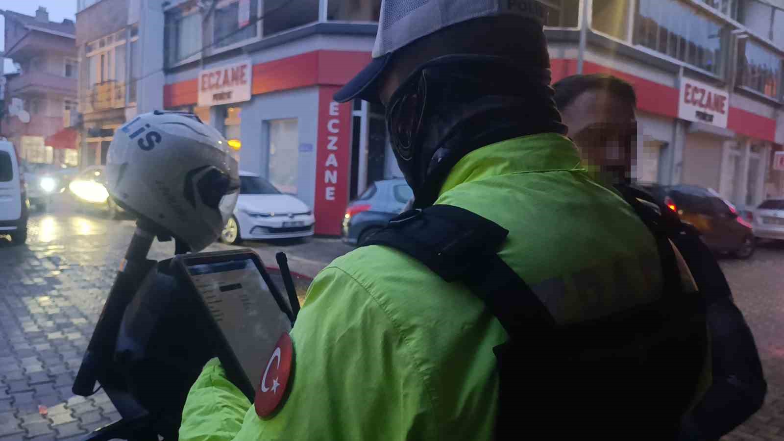 Tekirdağ’da ehliyetsiz araç kullanan sürücüye 80 bin lira ceza
