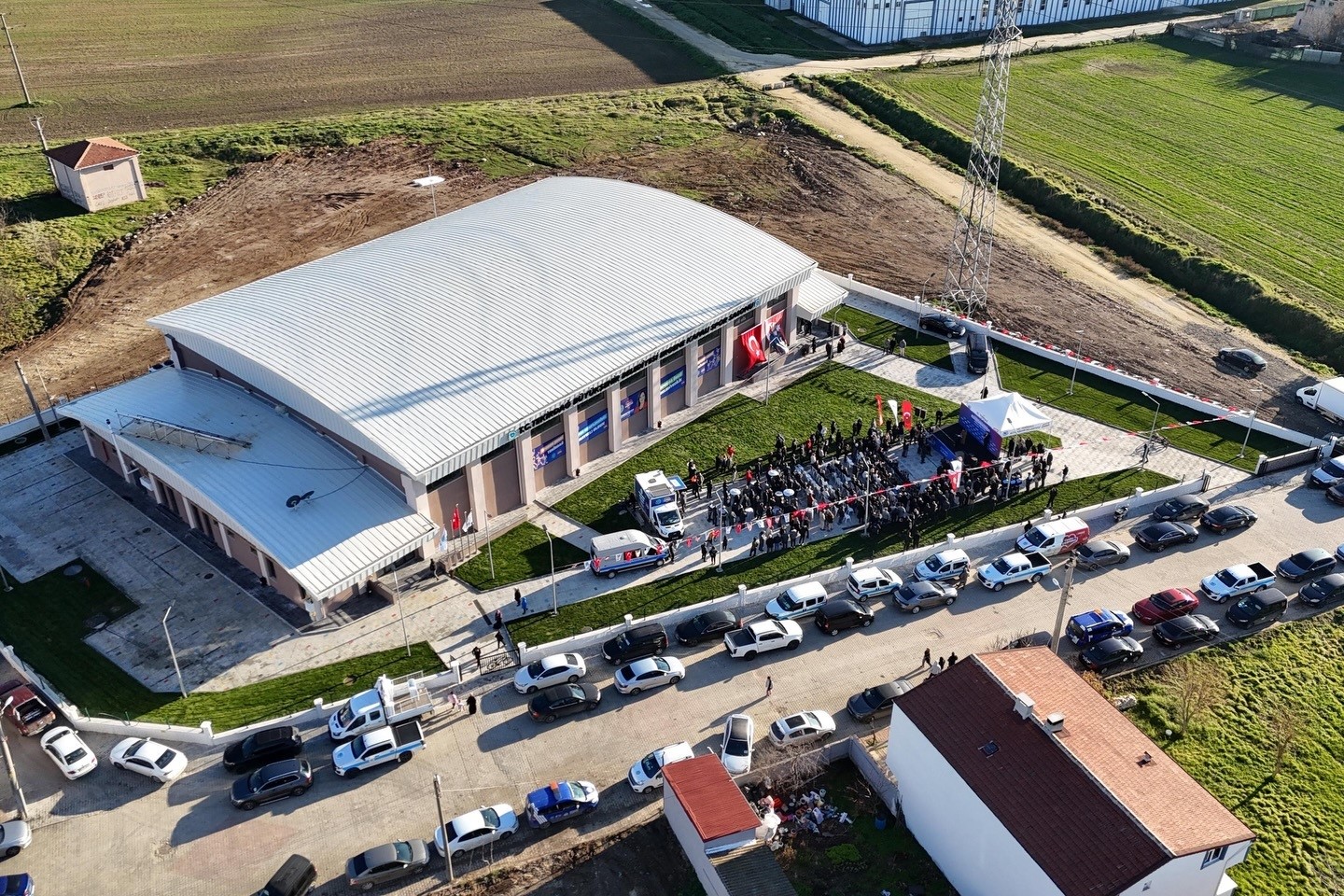 Tekirdağ’da FIBA standartlarında tesis
