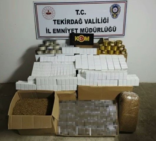 Tekirdağ’da kaçakçılığa darbe: Tonlarca kaçak ürün ele geçirildi, 18 şüpheli gözaltında

