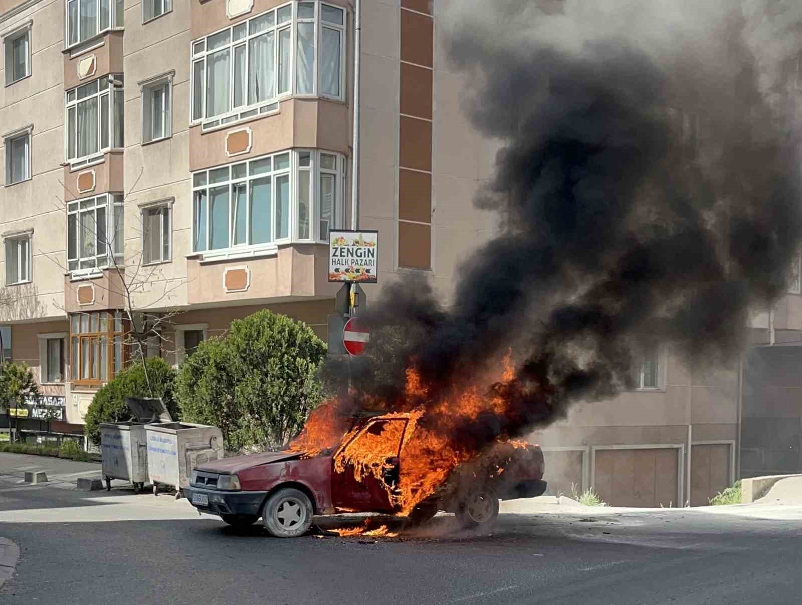 Tekirdağ’da korku dolu anlar: LPG’li otomobil alev topuna döndü
