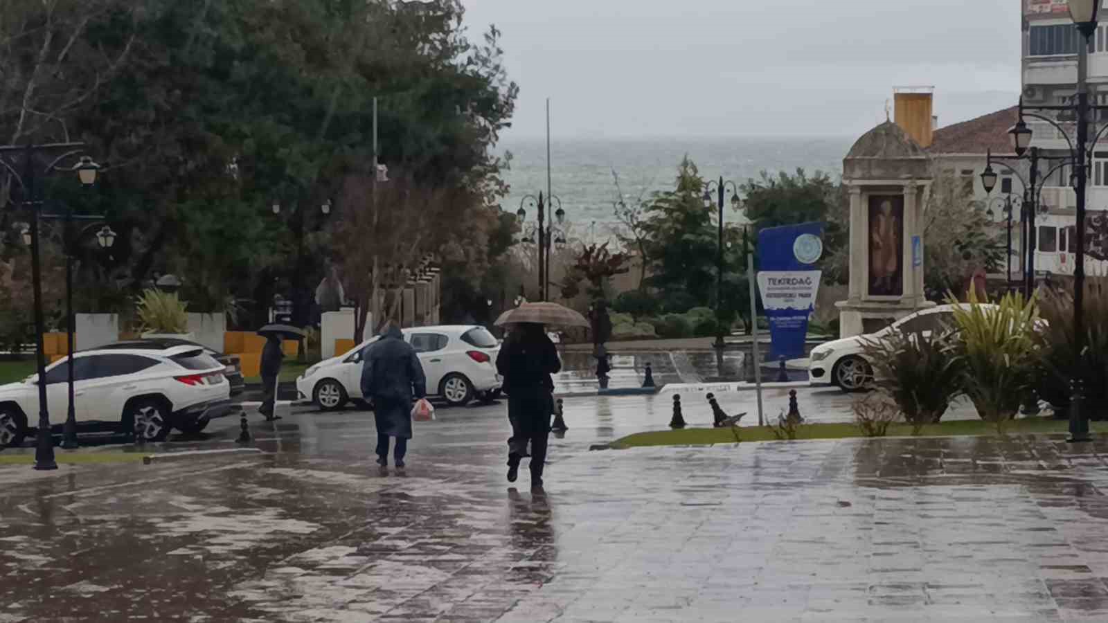 Tekirdağ’da kuvvetli yağış sonrası tekrar güneş açtı
