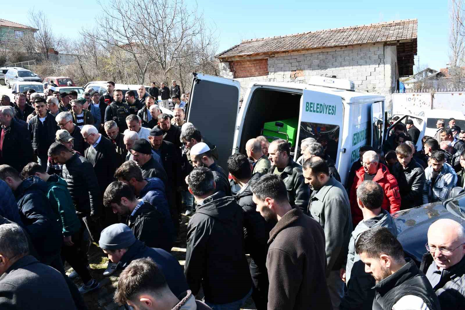Tekirdağ’da öldürülen iki kardeş, Samsun’da defnedildi
