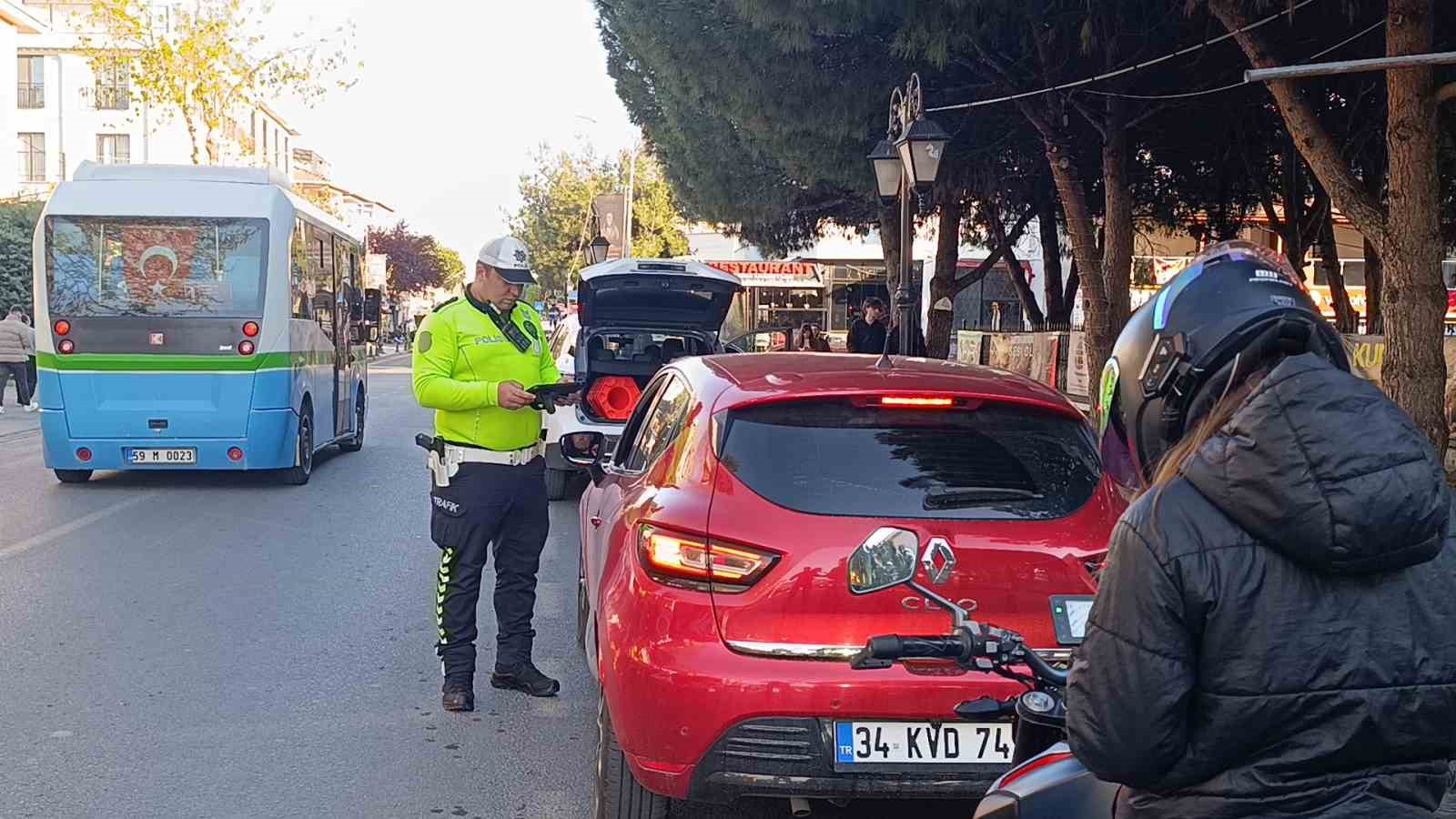 Tekirdağ’da trafik denetimi: 65 araç kontrol edildi
