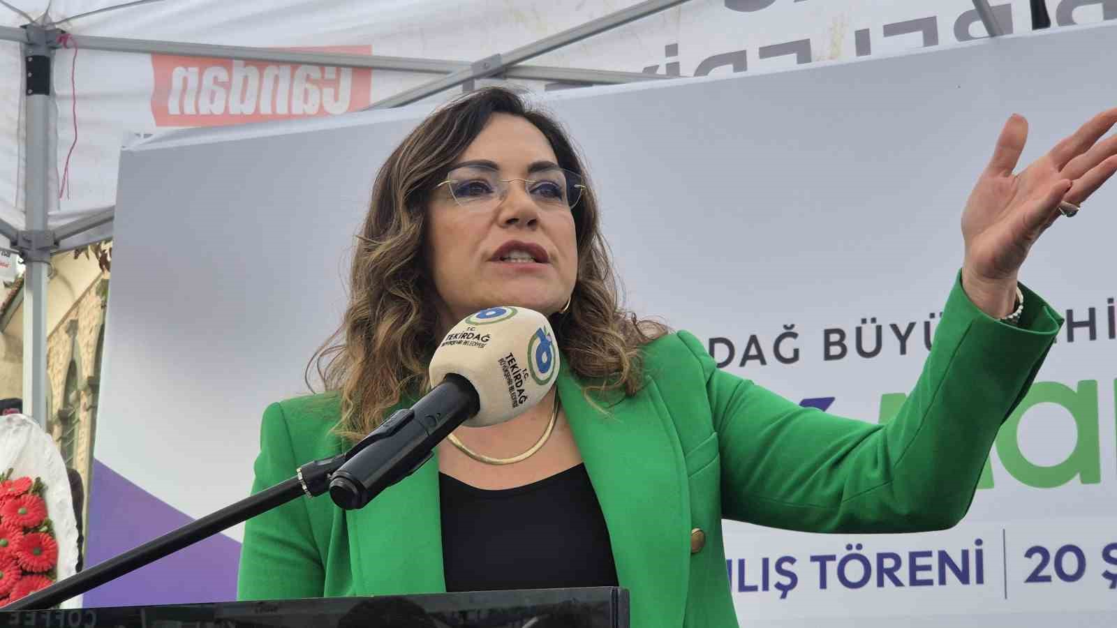 Tekirdağ’da ucuz et hamlesi: 650 TL’ye kıyma, 700 TL’ye kuşbaşı
Tekirdağ’da ucuz et hamlesi: 650 TL’ye kıyma, 700 TL’ye kuşbaşı