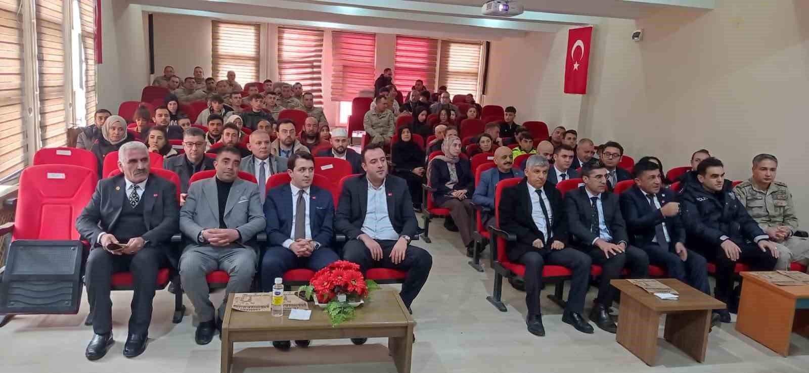 Tekman’da Çanakkale Zaferi’nin 111’nci yıldönümü töreni
