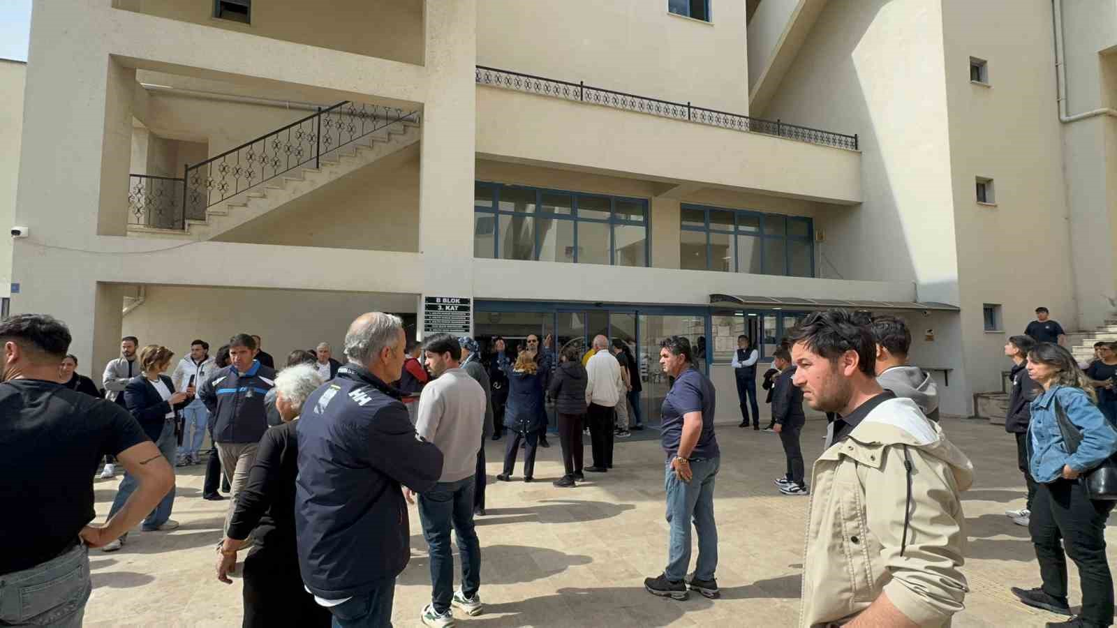 Tekne kavgasında ölen Arda Deniz Onat’ın davasında tutuklu sanıklar serbest bırakıldı
