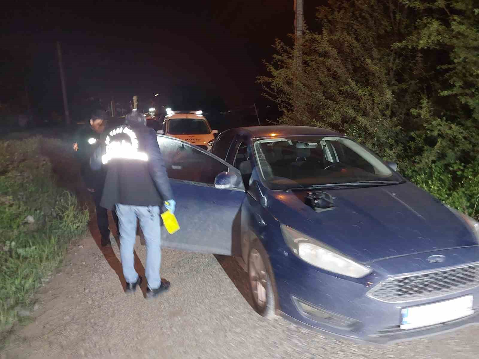 Telefon alışverişinden kalan 24 bin TL alacaklarını almaya giden kardeşler mermilerin hedefi oldu
