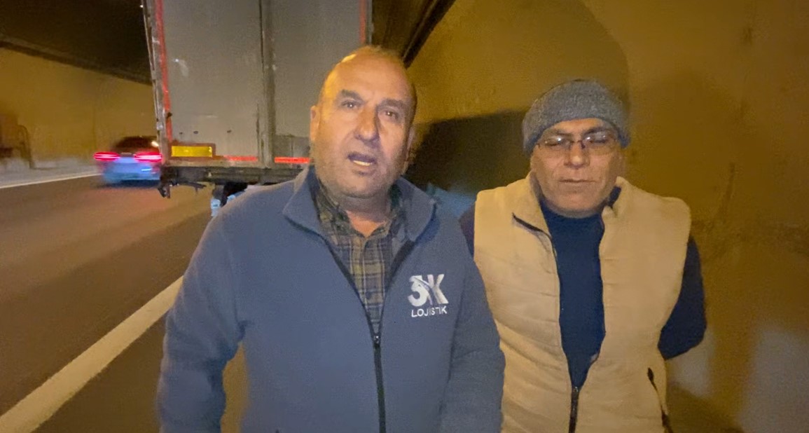 TEM’deki zincirleme kaza trafiği durma noktasına getirdi
