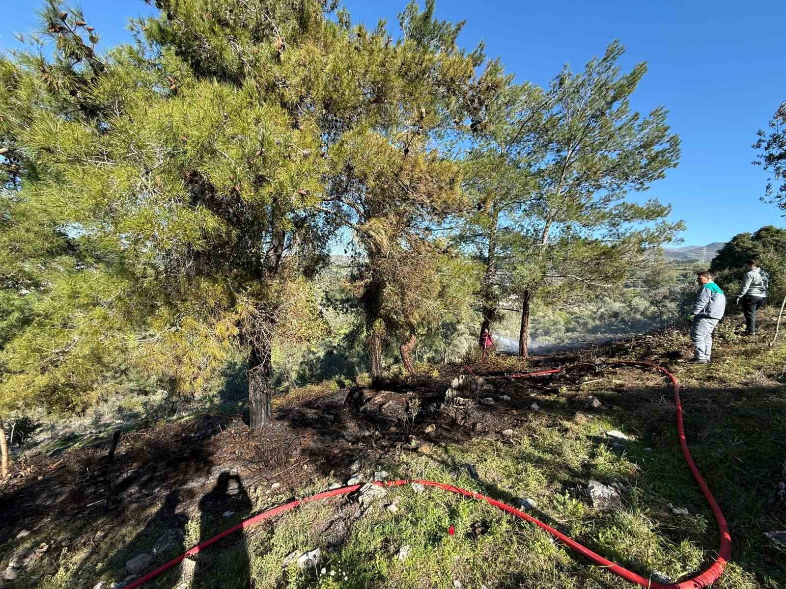 Temizlik yaparken yangın çıkardılar
