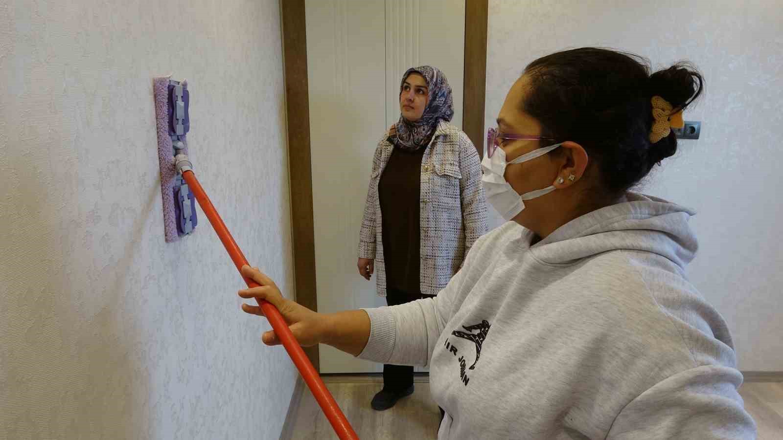 Temizlikçiydi patron oldu, 20 kadına istihdam sağladı
Temizlikçiydi patron oldu, 20 kadına istihdam sağladı