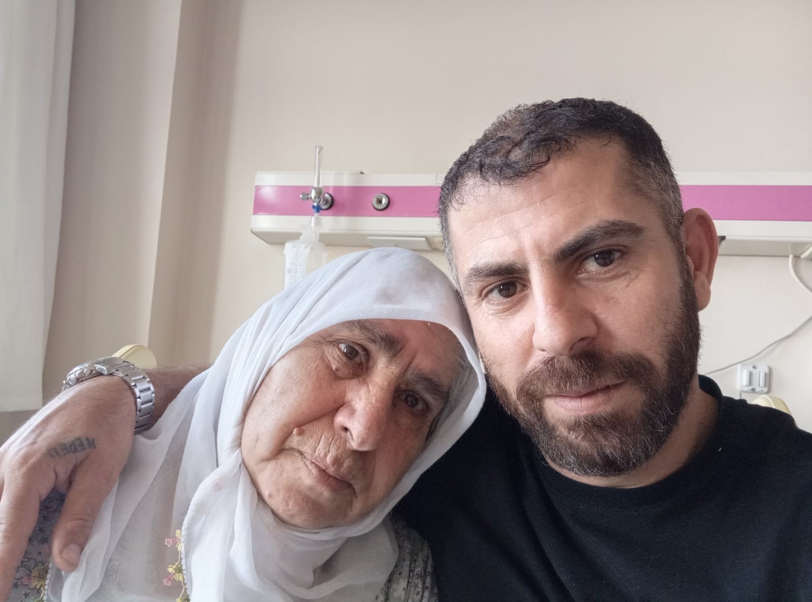 Teravihe gitmek istemişlerdi, gelin ve kaynana son yolculuklarına birlikte uğurlandı
