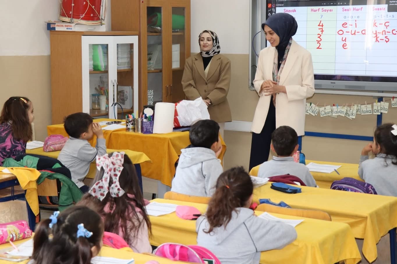 Tercan Kaymakamı Duman’dan okullara ziyaret
