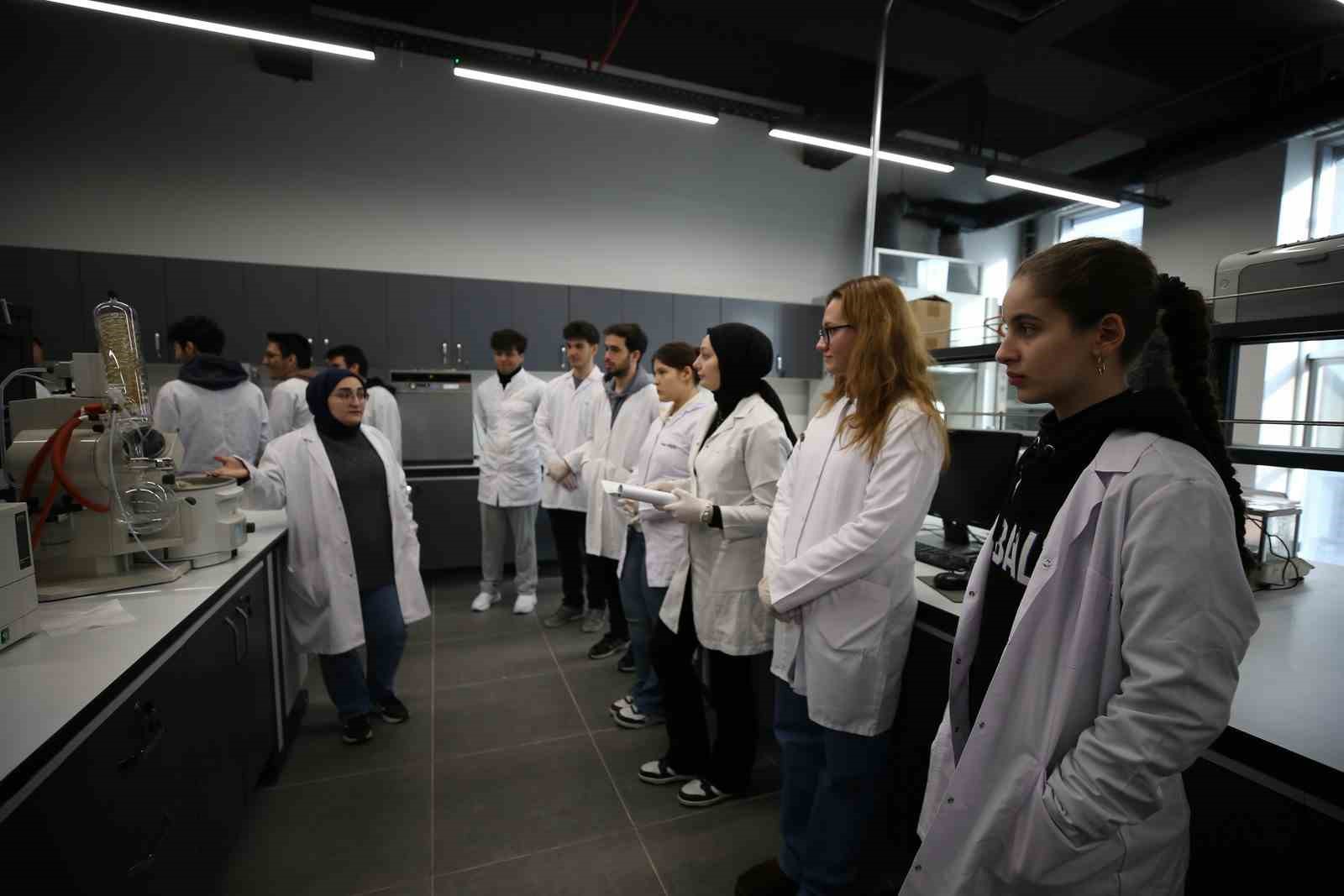 "Tercihten Önce Üniversiteni Yaşa" projesi özel okul başvuruları başladı
