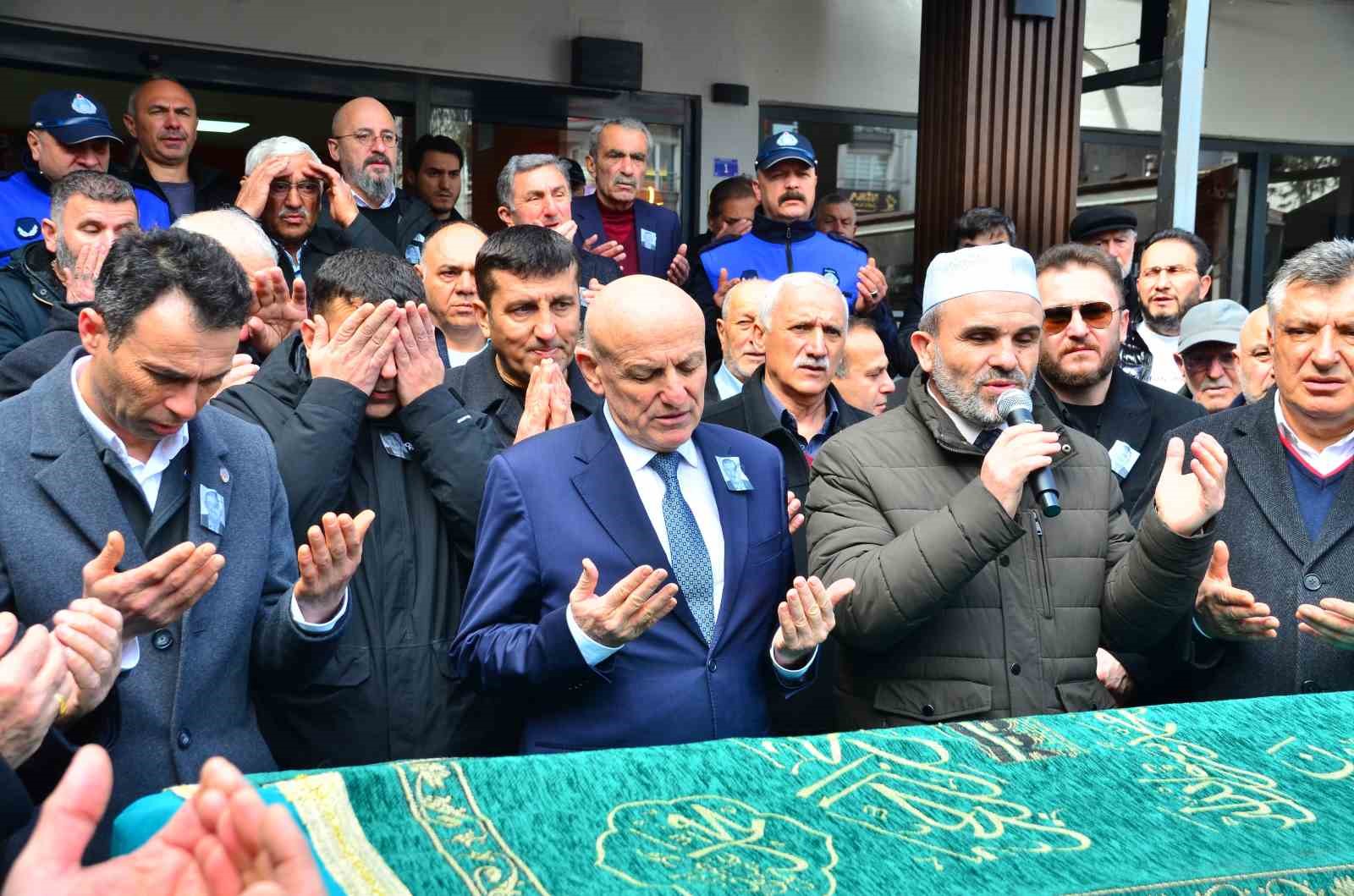 Termeli siyasetçi için cenaze töreni
