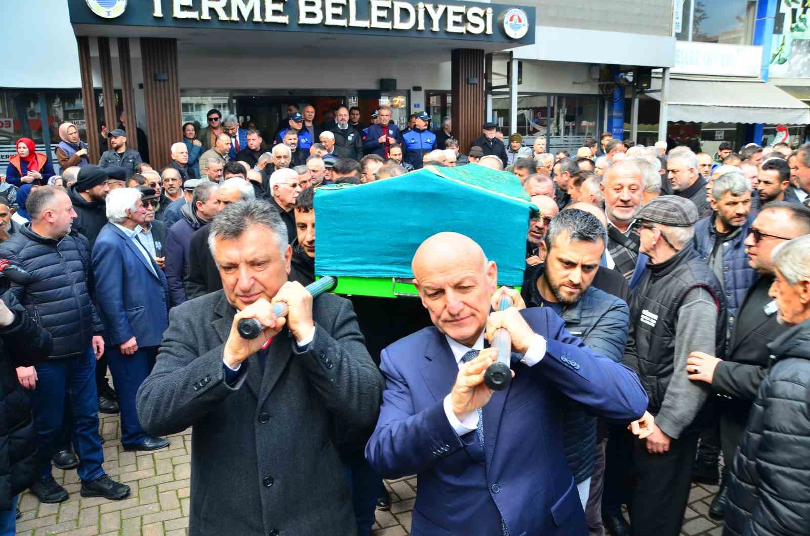 Termeli siyasetçi için cenaze töreni
