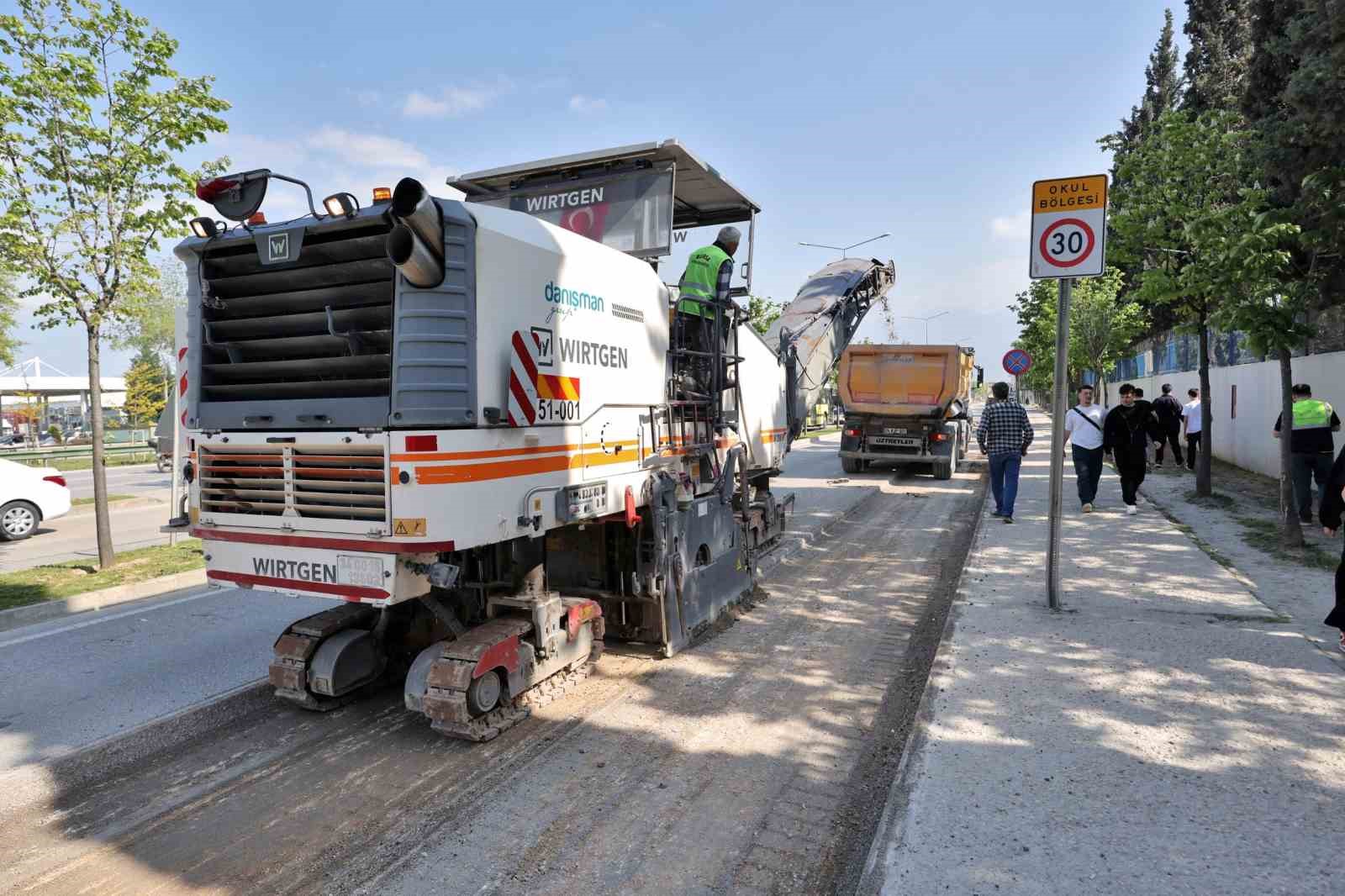 Terminal yolu yenileniyor
