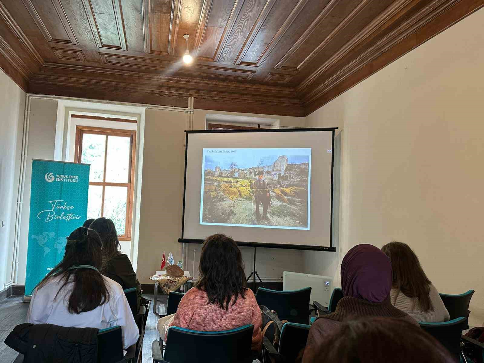 Terra Sanat Söyleşileri’nde yazmacılık geleneği ele alındı
