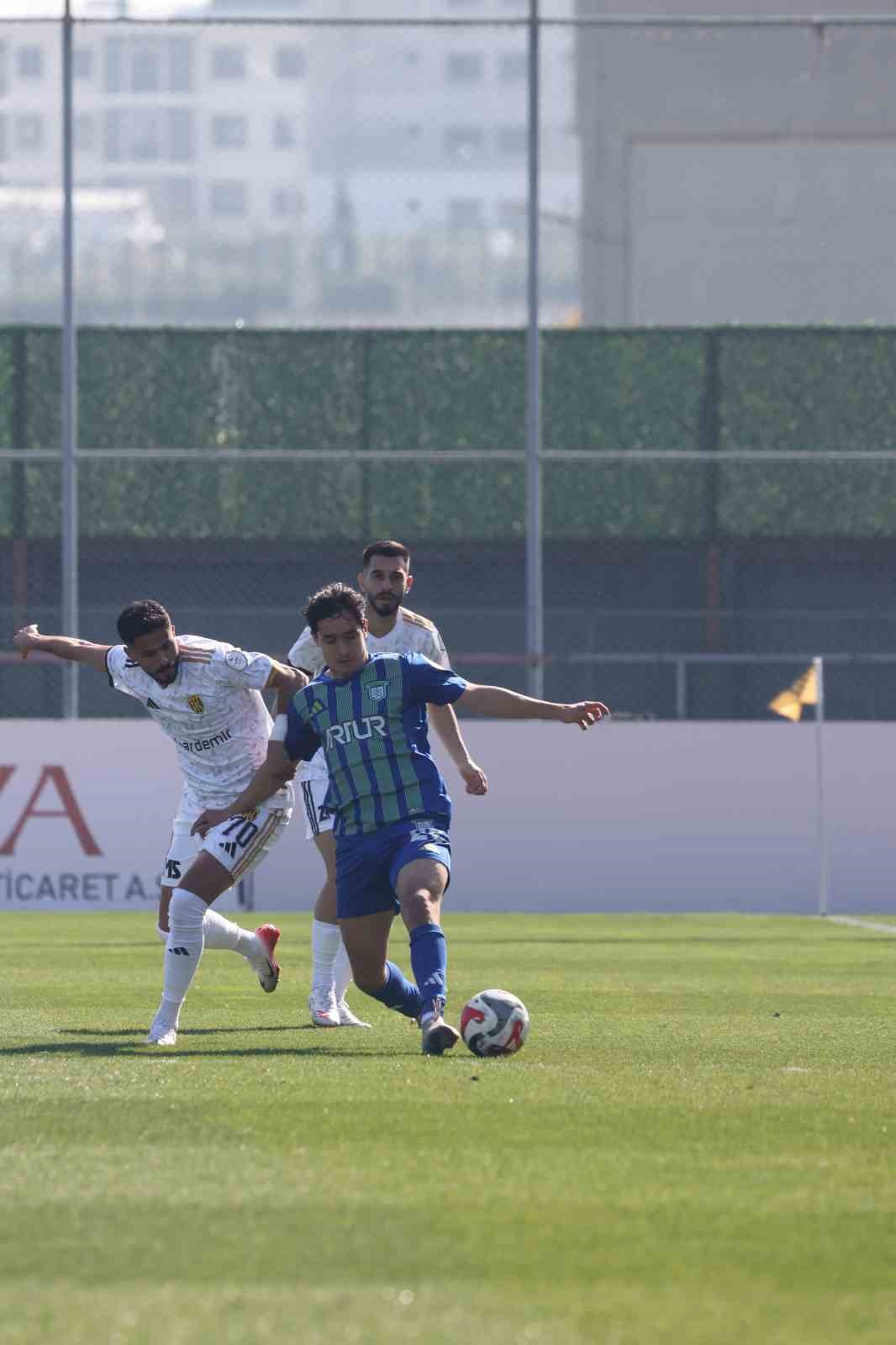 TFF 2. Lig: Aliağa FK: 3 - Arnavutköy Belediyespor: 0
