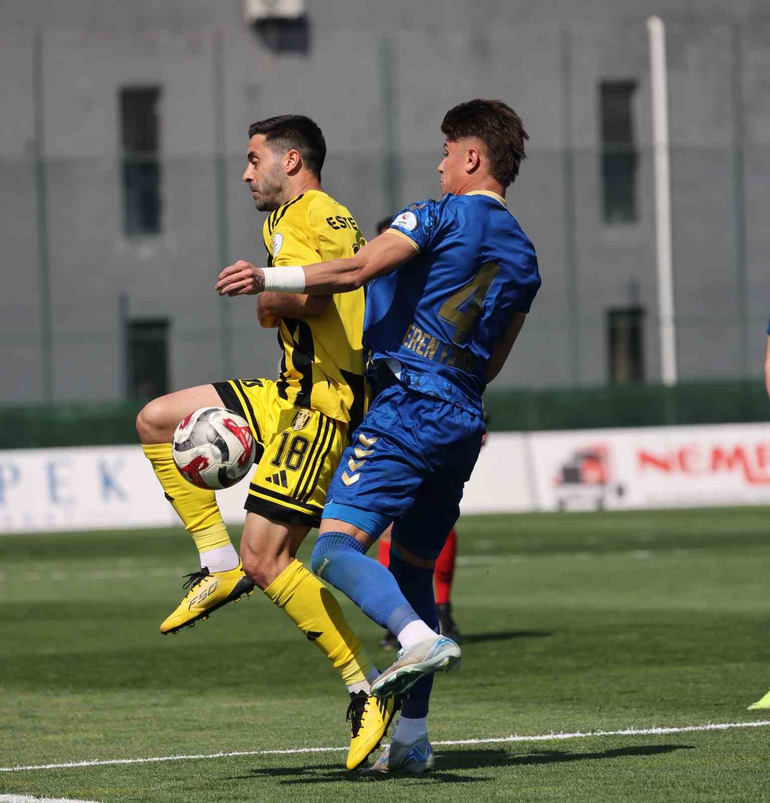 TFF 2. Lig: Aliağa FK: 5 - Menemen FK: 0
