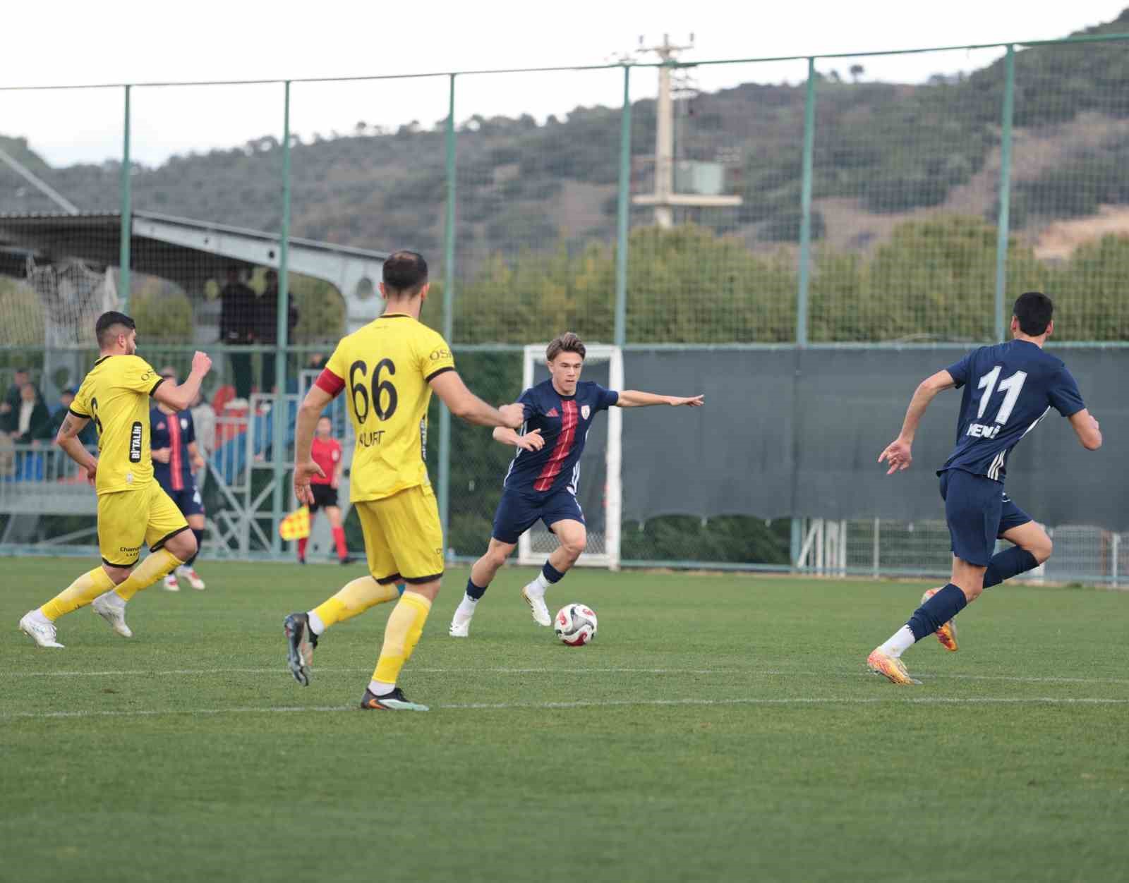 TFF 2. Lig: Altınordu: 0 - Adana 01 Futbol Kulübü: 3

