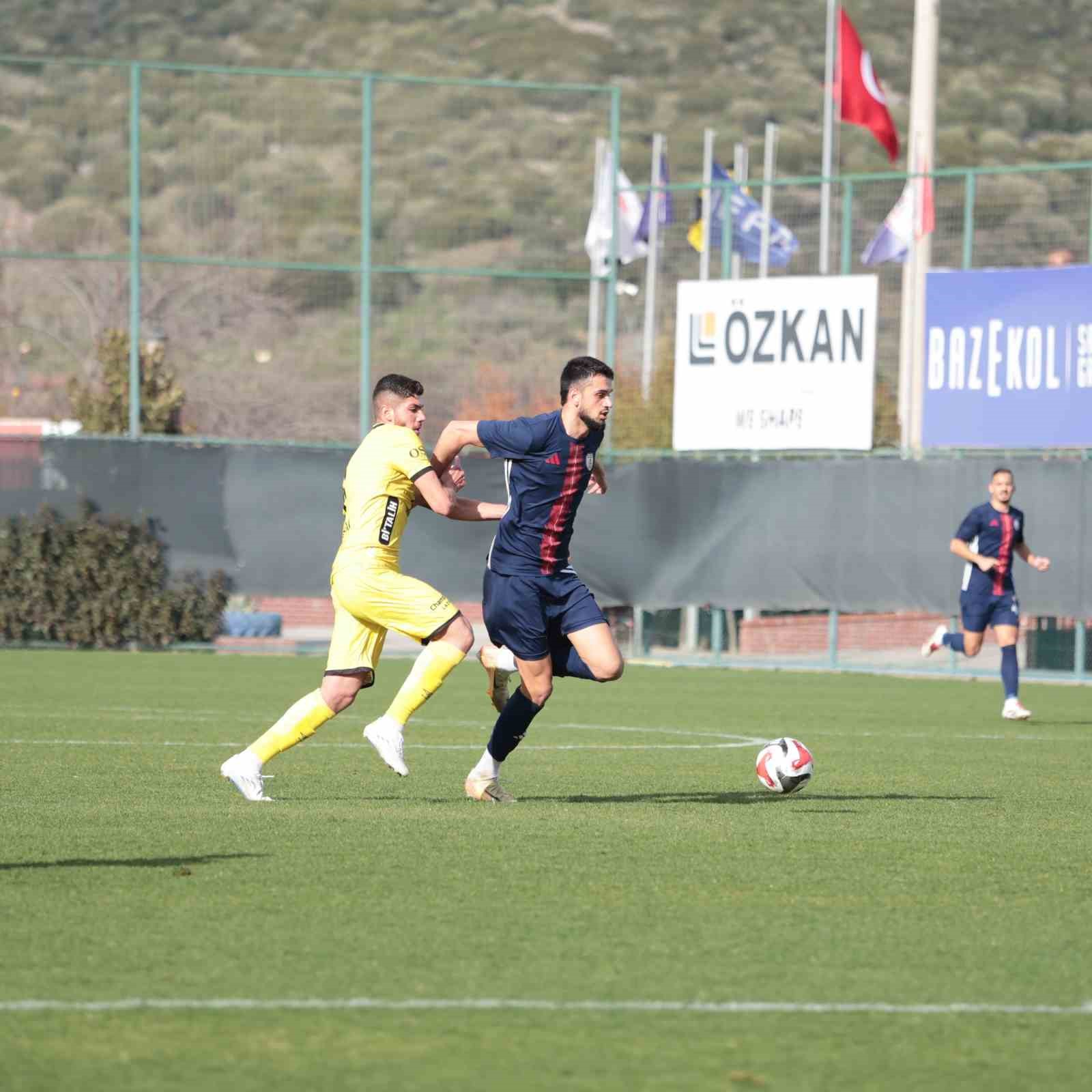 TFF 2. Lig: Altınordu: 0 - Adana 01 Futbol Kulübü: 3
