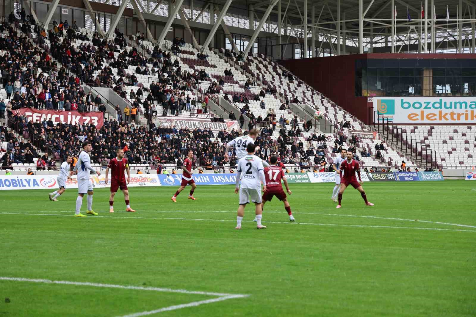 TFF 2. Lig: Elazığspor: 1 - Karacabey Belediyespor: 2
