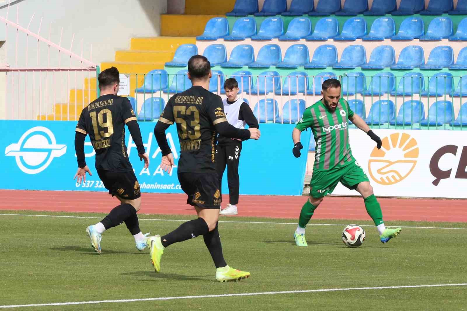 TFF 2. Lig: Isparta 32 Spor: 2 - Gebzespor: 2
