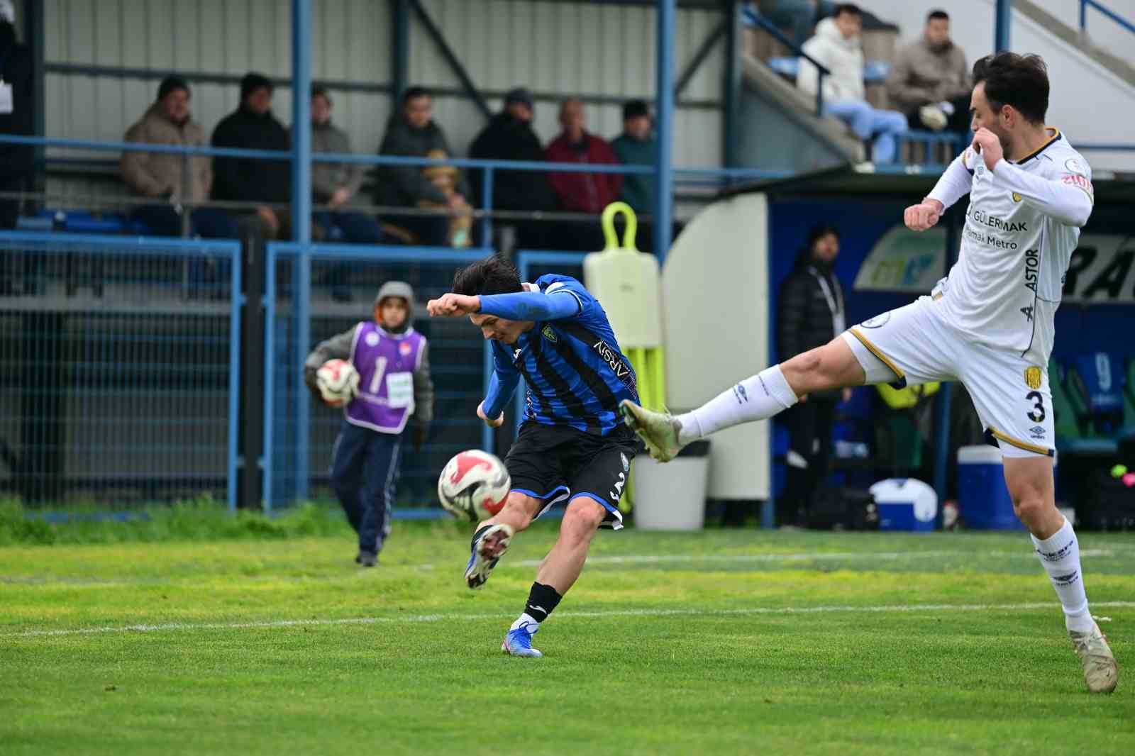 TFF 2. Lig: Karacabey Belediyespor: 0 - Ankaragücü: 2
