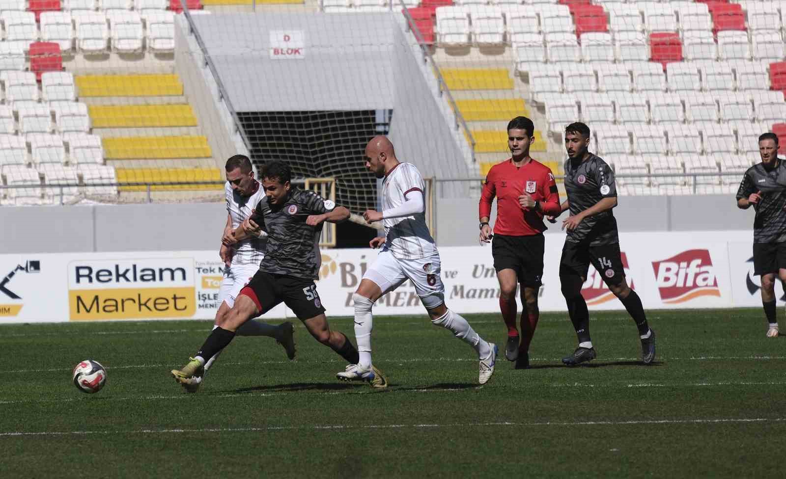 TFF 2. Lig: Karaman FK: 0 - Elazığspor: 5
TFF 2. Lig: Karaman FK: 0 - Elazığspor: 5